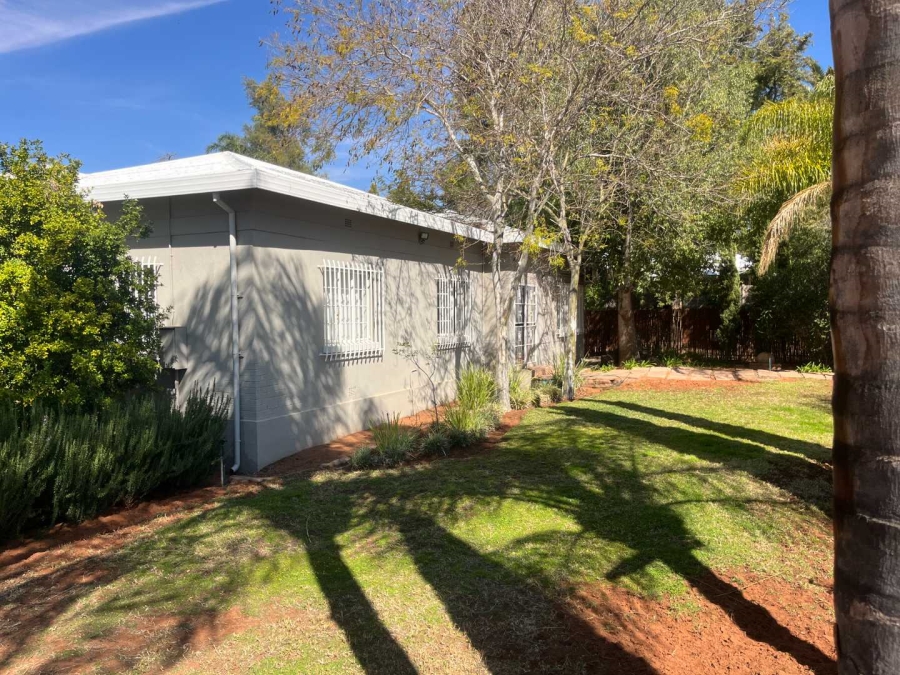 4 Bedroom Property for Sale in Middelpos Northern Cape